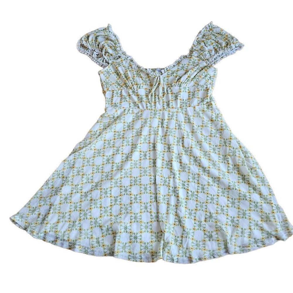 Urban outfitters womens Sz M white multicolor floral dress